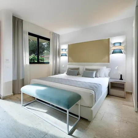 The Signature Level At Grand Palladium Sicilia & Campofelice Di Roccella