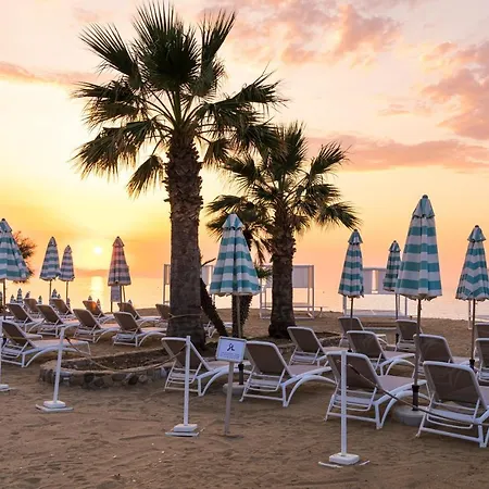Hotel The Signature Level At Grand Palladium Sicilia &