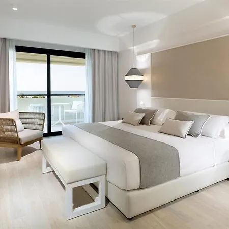 The Signature Level At Grand Palladium Sicilia & Hotel