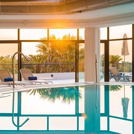 Отель The Signature Level At Grand Palladium Sicilia & 5*