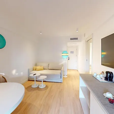The Signature Level At Grand Palladium Sicilia & 5*